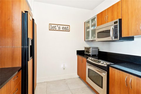 Condominio en venta en Aventura, Florida, 2 dormitorios, 116.31 m2 № 1242436 - foto 9