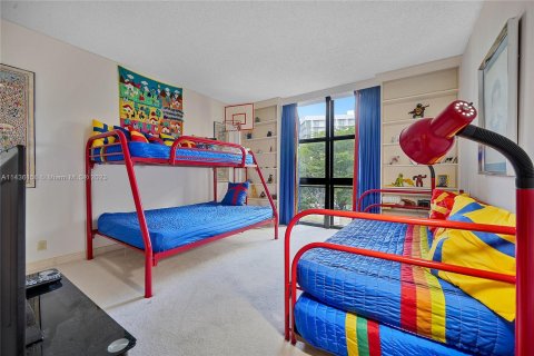 Condominio en venta en Key Biscayne, Florida, 2 dormitorios, 165.55 m2 № 668353 - foto 24