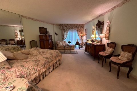 Condo in Key Biscayne, Florida, 2 bedrooms  № 668353 - photo 10