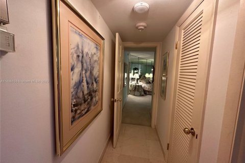 Condominio en venta en Key Biscayne, Florida, 2 dormitorios, 165.55 m2 № 668353 - foto 15
