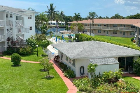 Copropriété à vendre à Pompano Beach, Floride: 2 chambres, 92.9 m2 № 1329204 - photo 6