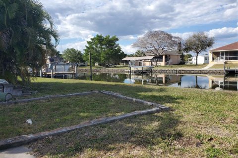 Land in Punta Gorda, Florida № 1014574 - photo 2