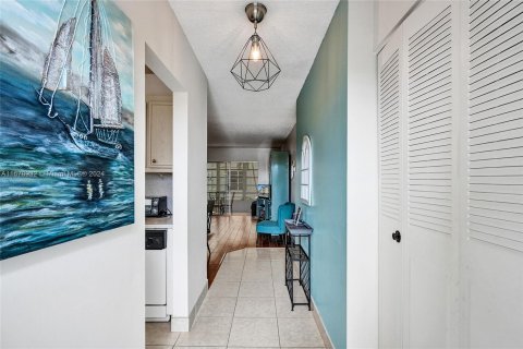 Copropriété à vendre à Lauderdale Lakes, Floride: 2 chambres, 87.7 m2 № 1406377 - photo 6