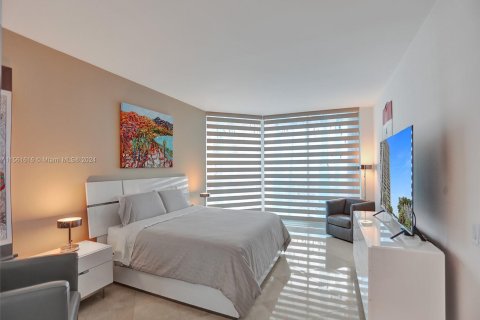 Condo in Aventura, Florida, 2 bedrooms  № 1100950 - photo 29