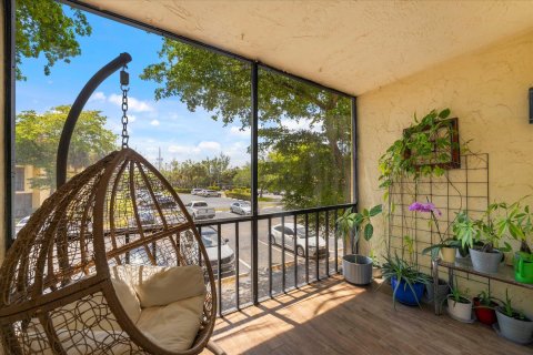 Copropriété à vendre à Boca Raton, Floride: 2 chambres, 86.96 m2 № 1152073 - photo 2