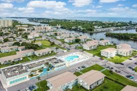 Condominio en venta en Boynton Beach, Florida, 2 dormitorios, 76.27 m2 № 1152072 - foto 14