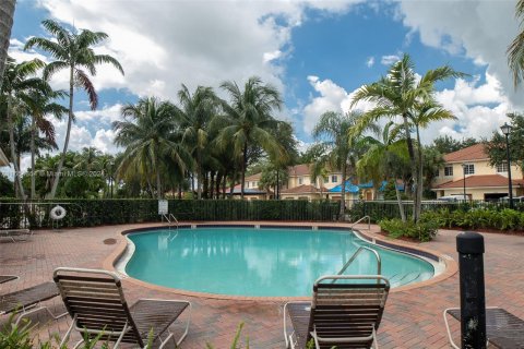 Adosado en alquiler en Oakland Park, Florida, 3 dormitorios, 140.65 m2 № 1364795 - foto 20