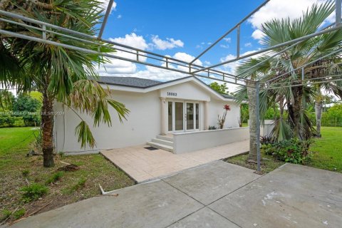 Casa en venta en Miami, Florida, 4 dormitorios № 1364800 - foto 10