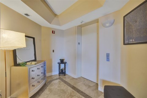 Copropriété à vendre à Aventura, Floride: 3 chambres, 244.33 m2 № 1242220 - photo 6