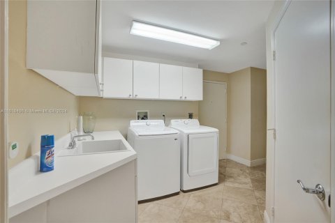 Copropriété à vendre à Aventura, Floride: 3 chambres, 244.33 m2 № 1242220 - photo 26