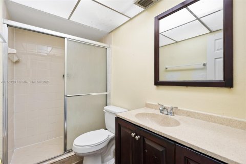 Condominio en venta en Coral Springs, Florida, 2 dormitorios, 78.04 m2 № 1120400 - foto 14