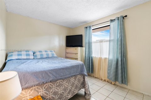 Купить кондоминиум в Корал-Спрингс, Флорида 2 спальни, 78.04м2, № 1120400 - фото 16