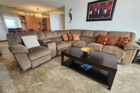 Condo in Aventura, Florida, 3 bedrooms  № 1281207 - photo 22