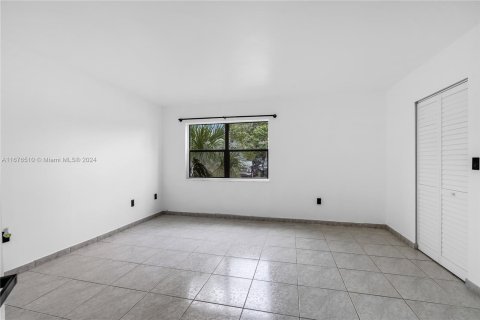 Condominio en venta en Miami, Florida, 2 dormitorios, 92.9 m2 № 1401293 - foto 11