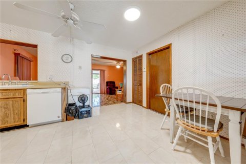 Villa ou maison à vendre à Kissimmee, Floride: 3 chambres, 122.63 m2 № 1326998 - photo 21