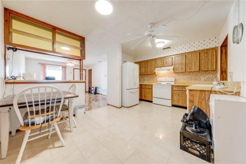 Villa ou maison à vendre à Kissimmee, Floride: 3 chambres, 122.63 m2 № 1326998 - photo 22