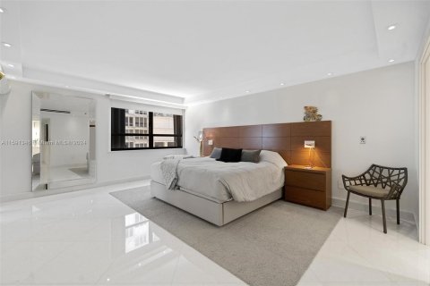 Condominio en venta en Bal Harbour, Florida, 3 dormitorios, 187.48 m2 № 1184092 - foto 23