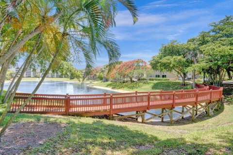 Condo in Delray Beach, Florida, 1 bedroom  № 1222380 - photo 15