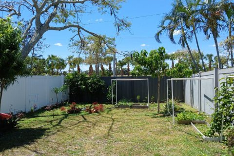 House in Jupiter, Florida 1 bedroom, 62.34 sq.m. № 1127863 - photo 6