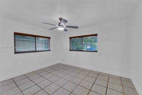 Casa en venta en Hollywood, Florida, 3 dormitorios, 120.03 m2 № 1408880 - foto 15