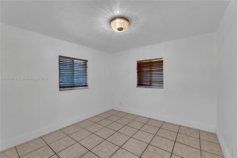 Casa en venta en Hollywood, Florida, 3 dormitorios, 120.03 m2 № 1408880 - foto 12