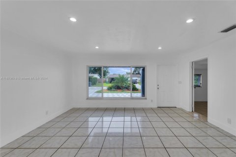 Casa en venta en Hollywood, Florida, 3 dormitorios, 120.03 m2 № 1408880 - foto 9