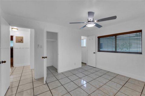 Casa en venta en Hollywood, Florida, 3 dormitorios, 120.03 m2 № 1408880 - foto 17