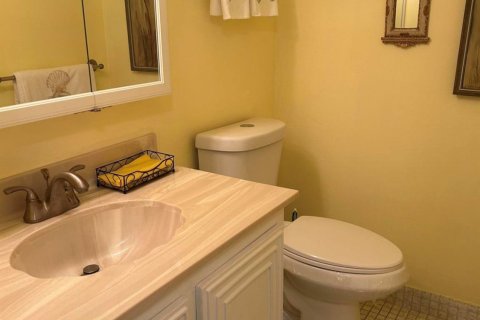 Condo in Palm Springs, Florida, 1 bedroom  № 1101231 - photo 22