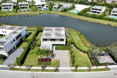 Villa ou maison à vendre à Weston, Floride: 5 chambres, 399.57 m2 № 1016084 - photo 3