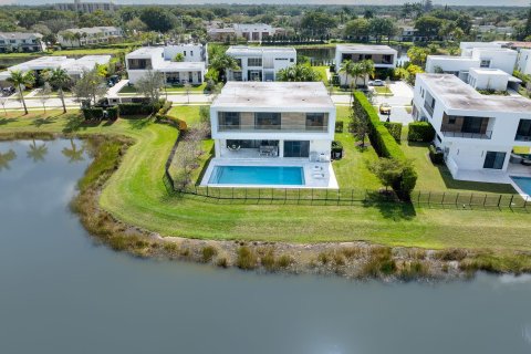 Villa ou maison à vendre à Weston, Floride: 5 chambres, 399.57 m2 № 1016084 - photo 4