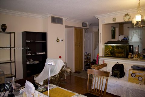 Copropriété à vendre à Hallandale Beach, Floride: 1 chambre, 72.93 m2 № 1240091 - photo 12