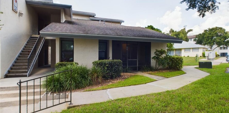 Condo in Winter Haven, Florida, 1 bedroom  № 1376950