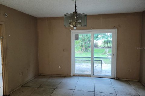 House in Cocoa, Florida 4 bedrooms, 124.4 sq.m. № 1377001 - photo 5