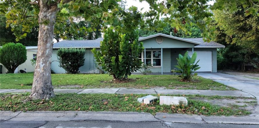 Villa ou maison à Cocoa, Floride 4 chambres, 124.4 m2 № 1377001