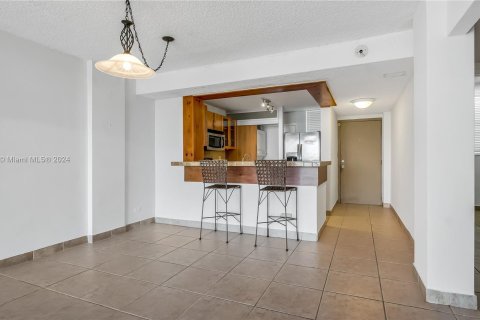 Copropriété à vendre à North Miami Beach, Floride: 2 chambres, 95.22 m2 № 1291714 - photo 7