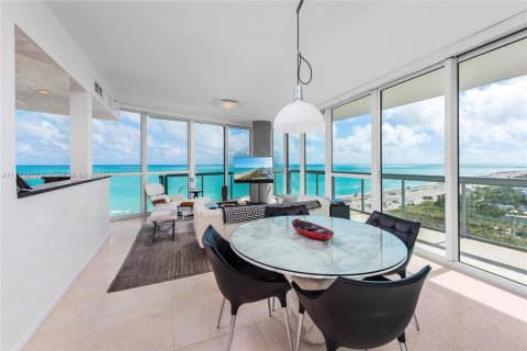 Copropriété à louer à Miami Beach, Floride: 2 chambres, 115.38 m2 № 2591 - photo 4