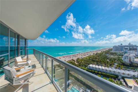 Copropriété à louer à Miami Beach, Floride: 2 chambres, 115.38 m2 № 2591 - photo 3