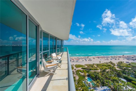 Condominio en alquiler en Miami Beach, Florida, 2 dormitorios, 115.38 m2 № 2591 - foto 2