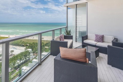 Apartamento en alquiler en Miami Beach, Florida, 2 dormitorios, 104.14 m2 № 2588 - foto 20
