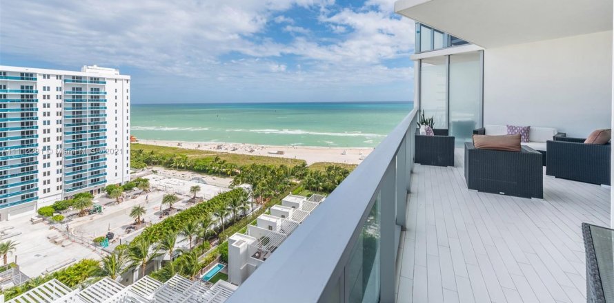 Apartamento en Miami Beach, Florida 2 dormitorios, 104.14 m2 № 2588