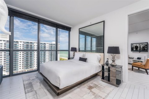 Apartamento en alquiler en Miami Beach, Florida, 2 dormitorios, 104.14 m2 № 2588 - foto 3