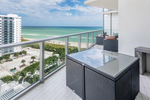 Apartment in Miami Beach, Florida 2 bedrooms, 104.14 sq.m. № 2588 - photo 19