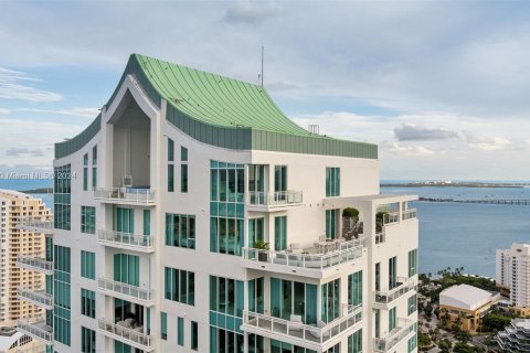 Copropriété à vendre à Miami, Floride: 6 chambres, 460.24 m2 № 1378688 - photo 1