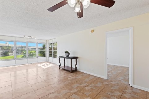 Condominio en venta en Davie, Florida, 1 dormitorio, 80.82 m2 № 1378729 - foto 5