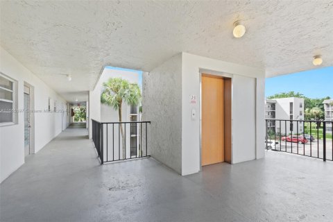 Copropriété à vendre à Davie, Floride: 1 chambre, 80.82 m2 № 1378729 - photo 26