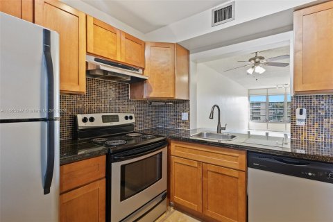 Copropriété à vendre à Davie, Floride: 1 chambre, 80.82 m2 № 1378729 - photo 12