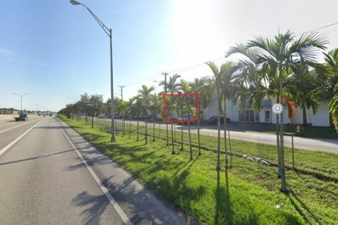 Купить коммерческую недвижимость в Майами-Гарденс, Флорида № 935789 - фото 4