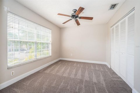 Condo in New Port Richey, Florida, 2 bedrooms  № 1418969 - photo 29