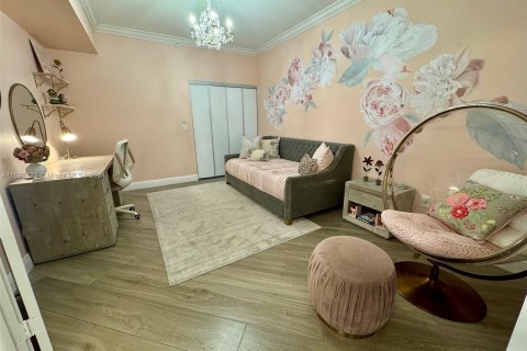Condominio en venta en Doral, Florida, 3 dormitorios, 231.33 m2 № 1162728 - foto 11