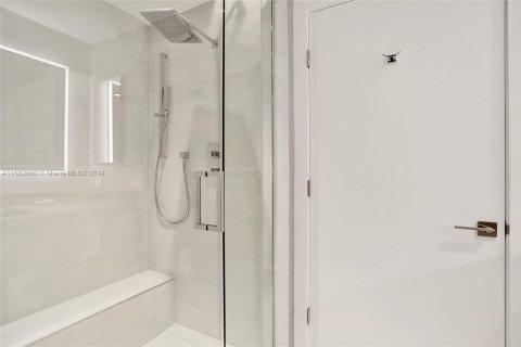 Condo in Aventura, Florida, 3 bedrooms  № 1417146 - photo 6